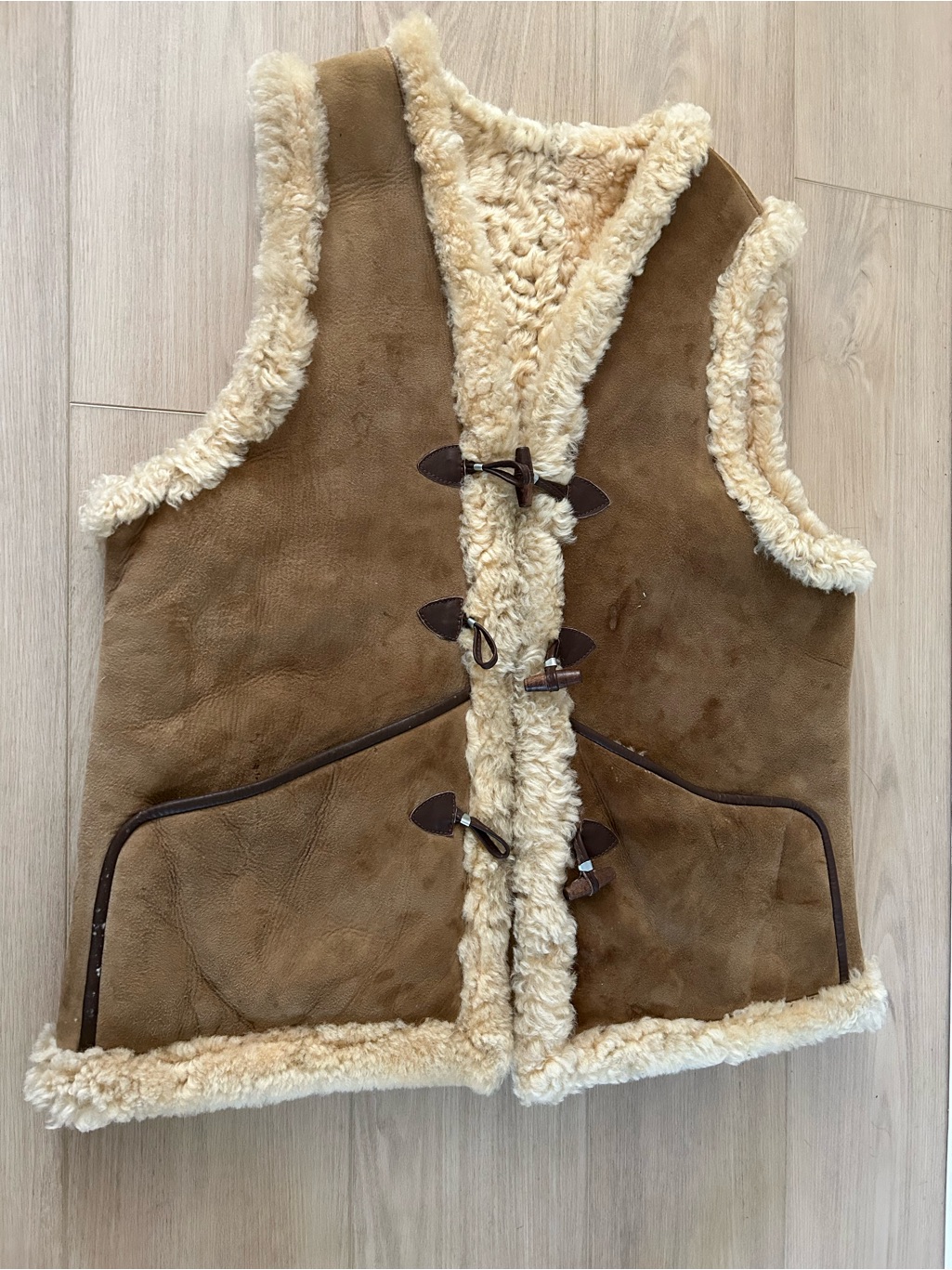 Vintage Rare Marguerite Leatherwear New Zealand Sheepskin Shearling Vest